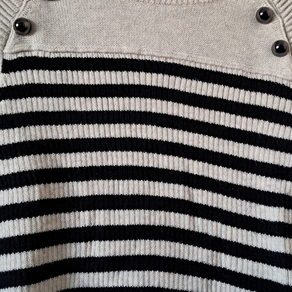 a.n.a Women's Black and Cream Striped Sweater - Picture 5 of 6